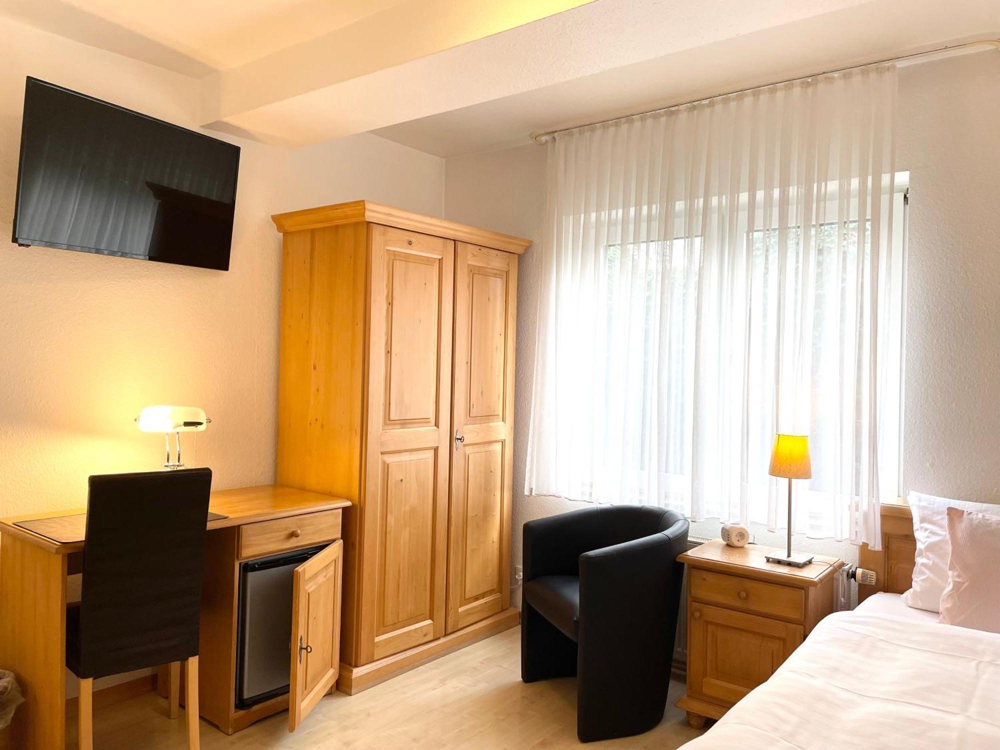 Hotel-Pension Hommen Koblenz  Exterior photo